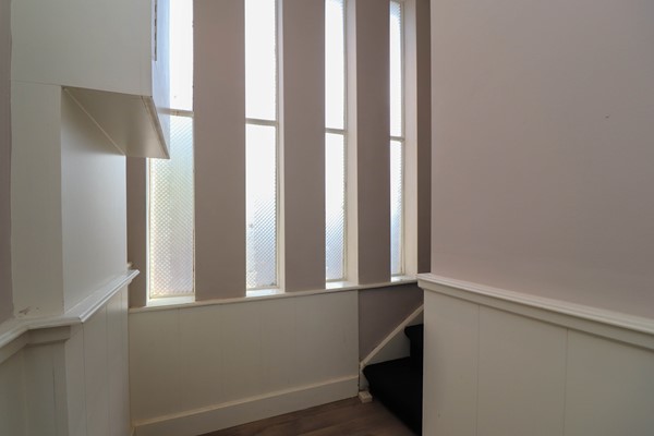 v.d. Berghstraat 08.jpg